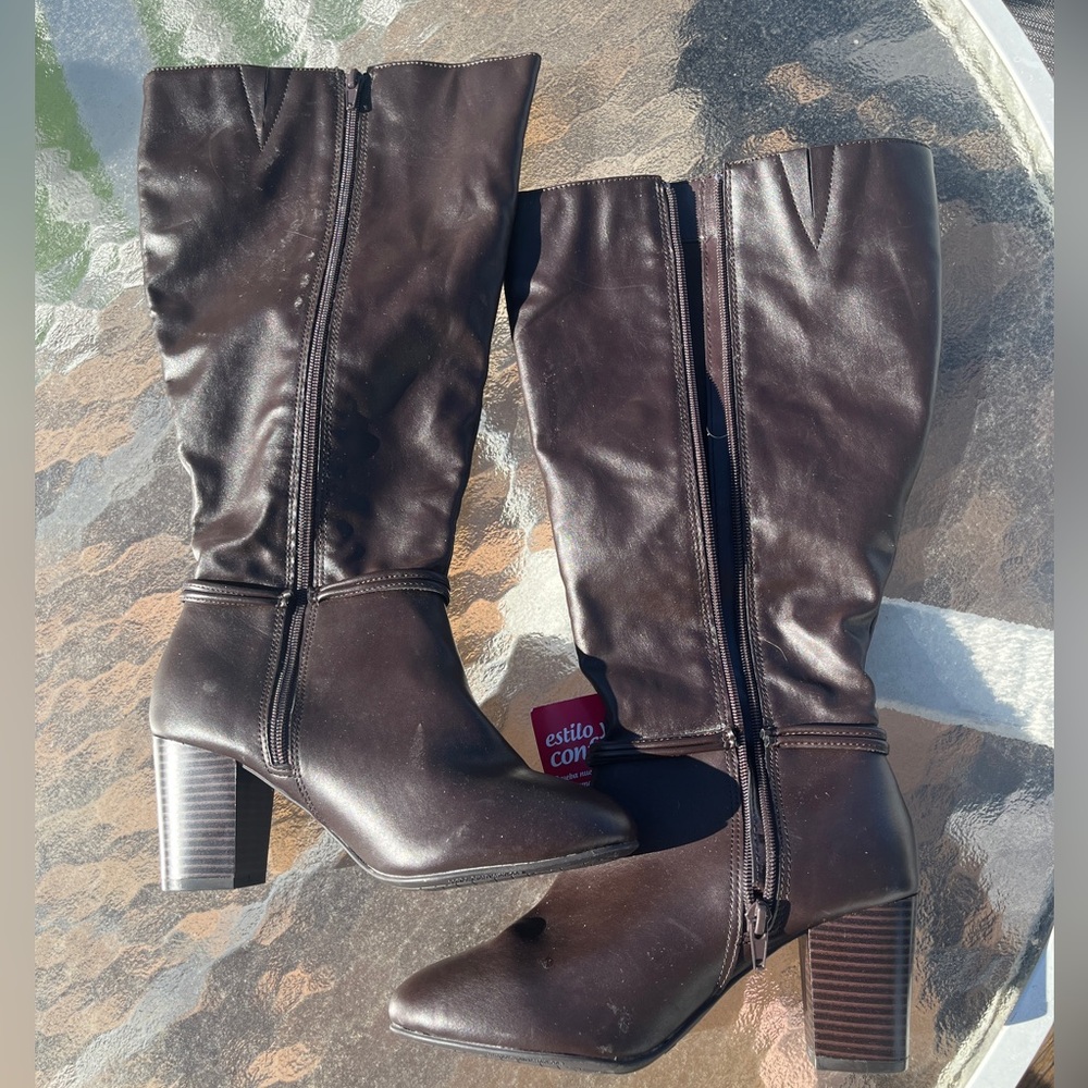 Dexflex Comfort brown high calf boots